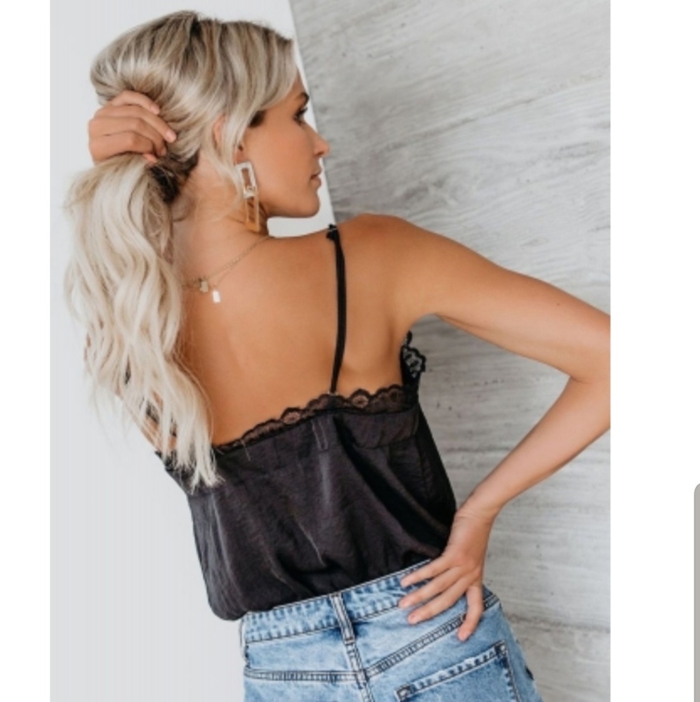 Satiny Dark Romance Black V chic Lace tank - Picture 4 of 4